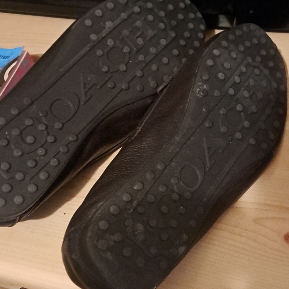 Coach Women's Brown Leather Loafers - Picture 3 of 13